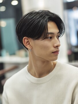 ニュアンスパーマ/フェザーパーマ/センターパート/韓国ヘア