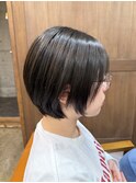 丸みショートボブ/透明感カラー