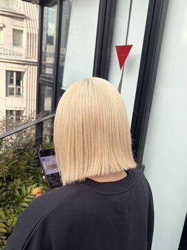 グランルシア(GRAN Lucia) ブロンド×切りっぱなし