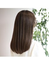 白髪染めをもっと楽しむ◎ナチュラル×ケミカルから選ぶ本物品質。大人女性支持の秘訣をお伝えします！