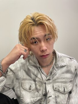 イリ(iLi) 【iLi ×HIRAI】メンズウルフ/ハイトーンウルフ/立川メンズヘア