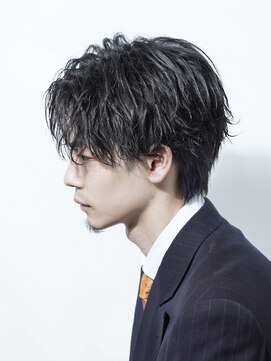 アルファ 新宿(alpha) フェザーパーマ/ブルーブラック/刈り上げセンターパート[新宿]