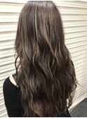 ダメージレス外国人風ハイライト×グレージュ☆