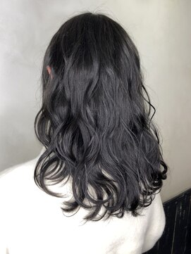オースト ヘアー ステラ 新宿店(Aust hair Stella) イルミナネイビーブルージュ【YAMA】