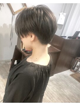 ヘアーアンドアトリエ マール(Hair&Atelier Marl) 【Marl】オリーブグレージュカラーのハンサムショート♪
