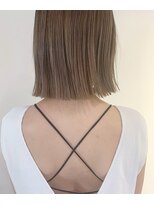 ルーム(Loom.)&nbsp;ぷつカット×自然光に透ける柔らかいベージュカラー