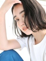 エルロンバイマフェ(AILERON by mahae)&nbsp;かきあげバング×黒髪アッシュ×ステップボーンカット