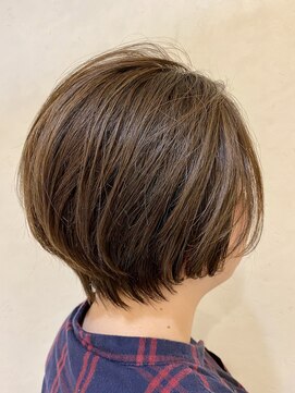 イソラヘアアトリエ(Isola hair atelier) 【Isola】矯正毛・前上がり×ショート