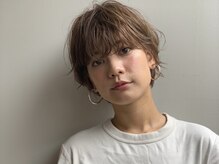 ブラウヘアアンドケア(care)の雰囲気（クセを生かした動きのあるスタイルで立体ヘアに♪）