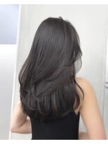 サイン 渋谷(SIGN)&nbsp;ザクザクレイヤーカット巻き方簡単ミディアムロング韓国表参道