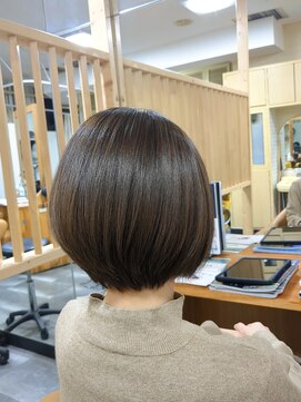 トランク(Trunk) ツヤとおさまり重視のショートヘア。【桜木町/上大岡/関内】