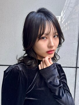 ディオ アンド ルーチェ(Dio&Luce) 外ハネ/シースルーバング/ウルフ/くびれ