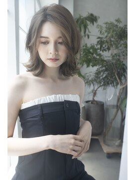 サードバイローラン(THiRD by ROULAND) 外ハネミディ