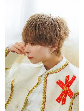 コア 新宿(CORE) ハイトーン×マッシュ×無造作×束感×ニュアンス×ベージュ