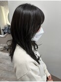 オリーブベージュ