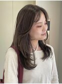 セミロング レイヤーカット  オリーブベージュ 透明感 20代30代