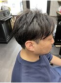 センターパート ツーブロック ビジネススタイル メンズカット