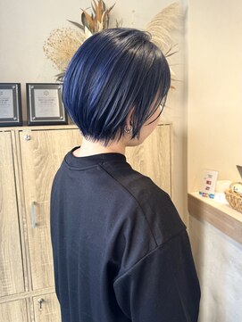 ミリィ 四日市(mily) ネイビーブルー×ショート