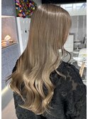 艶アッシュベージュ