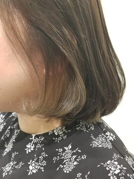 インビテーション(invitation) ラベンダーアッシュ×ペールベージュ