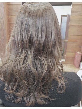 サード プレイス(Third Place) ミルクティーカラー!