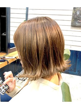 イコロ 流山おおたかの森(icoro) シンプル外ハネスタイル【流山おおたかの森おおたかの森】