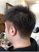 短髪ツーブロック束感モテる刈上げショート
