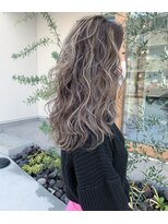 ソル(SOL)&nbsp;ケアブリーチハイライト＋透明感カラー