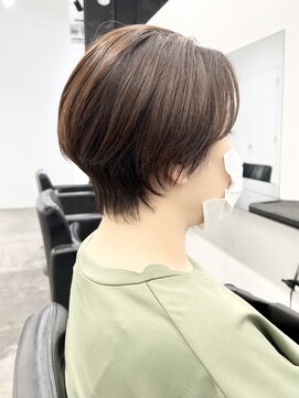 ココ 本八幡(KOKO) ダークアッシュ似合わせカットミディアムレイヤーカット美髪小顔