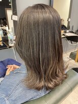 レナータ ヘア(Renata hair)&nbsp;大人可愛い30代40代50代ナチュラルハイライト／ハイライトカラー