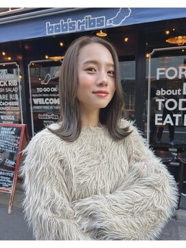 ブリンク(blink) オリーブベージュ