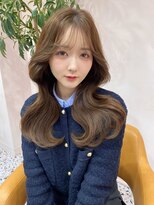 ボタン シブヤ(VOTAN SHIBUYA) ベージュ/韓国ヘア/渋谷/レイヤー/顔まわり/前髪