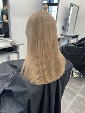 ペレ 栄店(PELE) デザインカラー/レイヤーカット/ウェットヘア/オリーブベージュ