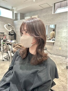 アンダーバーホワイト 札幌大通店(_WHITE)の写真/【駅近★当日OK】《カット+カラー+TR¥5500～》イルミナ.THROWなど種類豊富!理想のカラーがプチプラで叶う♪