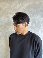 ウシワカマルイースト(ushiwakamaru East) フェザーショート