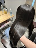 暗髪ロングストレート　髪質改善トリートメント
