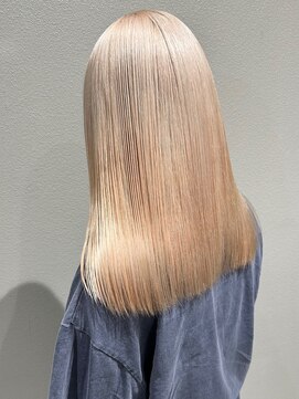 ダイアモンドリリー(Diamond Lily) ホワイトベージュ