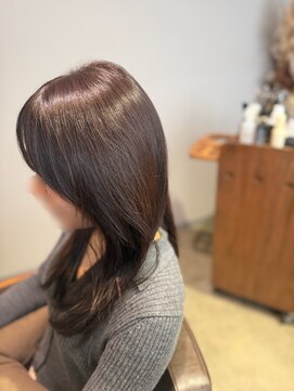 ワ ヘアー(wa-hair) ミディアム レイヤーカット 顔周りレイヤー 透明感 20代30代