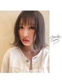 新潟×ハイトーングレージュ×切りっぱなしボブ×透明感カラー