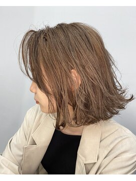 エイム ヘアメイク 横川店(eim HAIR MAKE) 切りっぱミディ×ライトベージュ