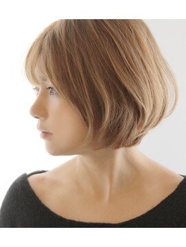 レウナ 外苑前(Reuna) 20代30代40代大人可愛いひし形ボブ お手入れ簡単