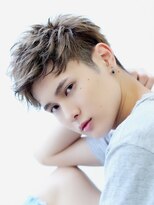 ライラ(Lyla)&nbsp;salonLylaツーブロ　アップバングショート