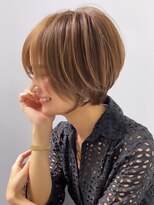 ラフ 立川(Laff)&nbsp;ショートヘアショートボブ白髪ぼかしハイライトカラーボブ