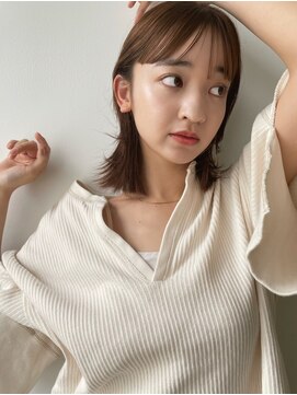 バイオレット 栄店(Violet) ミディアムボブ ボブ シースルー前髪 ぱっつん前髪 切りっぱなし