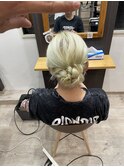 シンプル編み込みシニヨン