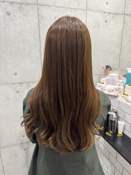 ネウィ 池袋(newi) アッシュベージュ