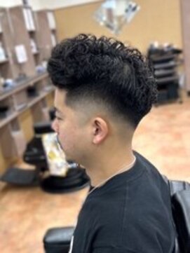 理容プラーナ 下関勝山店 フェードスタイル+トップパーマ