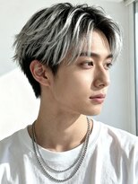 エイチ メンズ(H) スペインカールフェザーパーママッシュセンターパートフェード