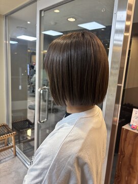 ジュール 金沢(Joule) ぱつっとボブ