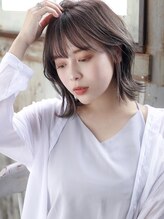 グランアージュ 池袋東口店(grandage) 耳掛けスモーキーグレージュイヤリングカラーくびれボブ池袋駅